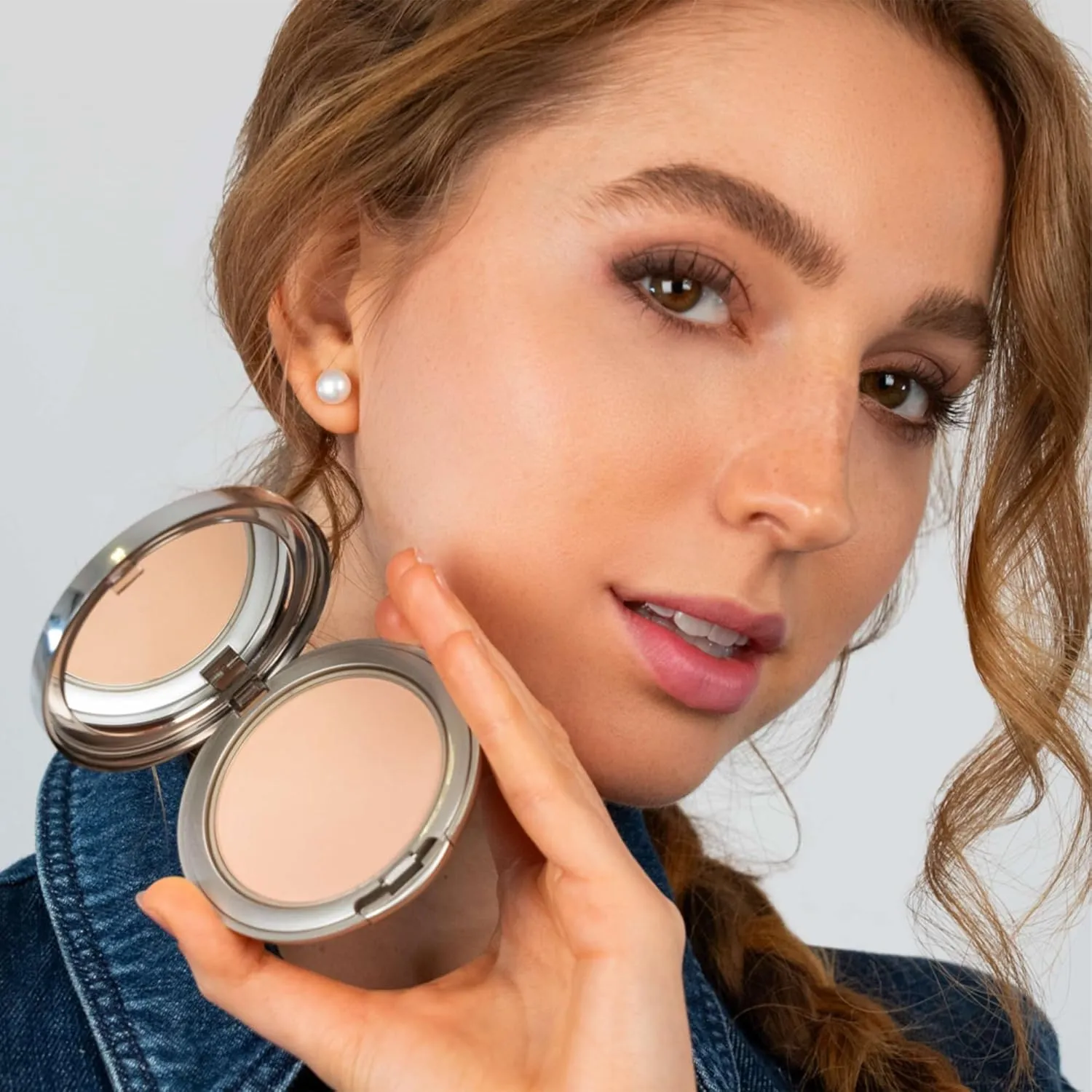 ARTDECO Hydra Mineral Compact Foundation - medium beige N65 - Hydrating loose powder compact for a soft matte finish - good coverage without mask-like effect - refillable - makeup - 0.35 Oz