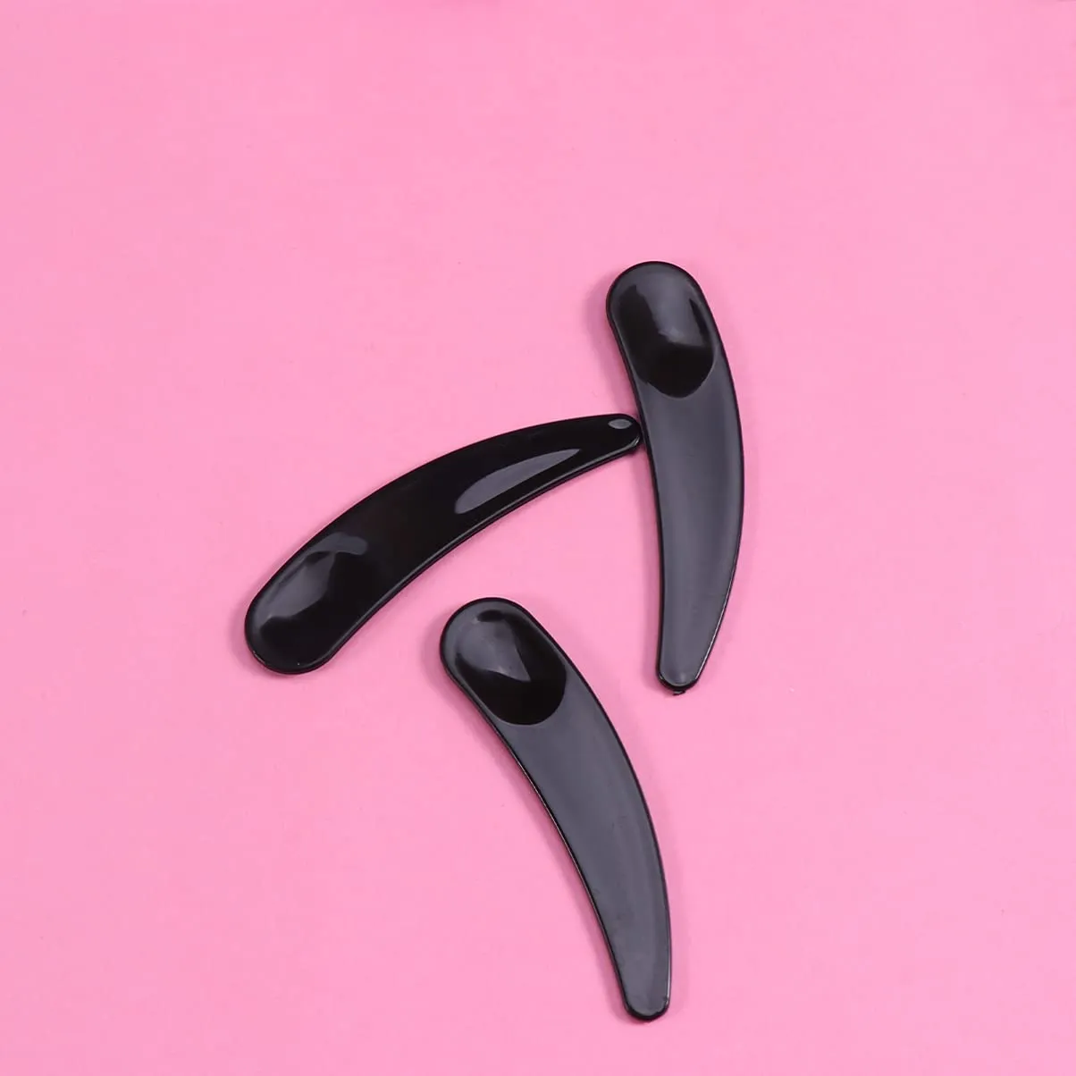 Beaupretty 100Pcs Mini Disposable Makeup Spatulas, Facial Cream Spoon Cosmetic Plastic Spatulas Scoops Tip Spatulas (Black)