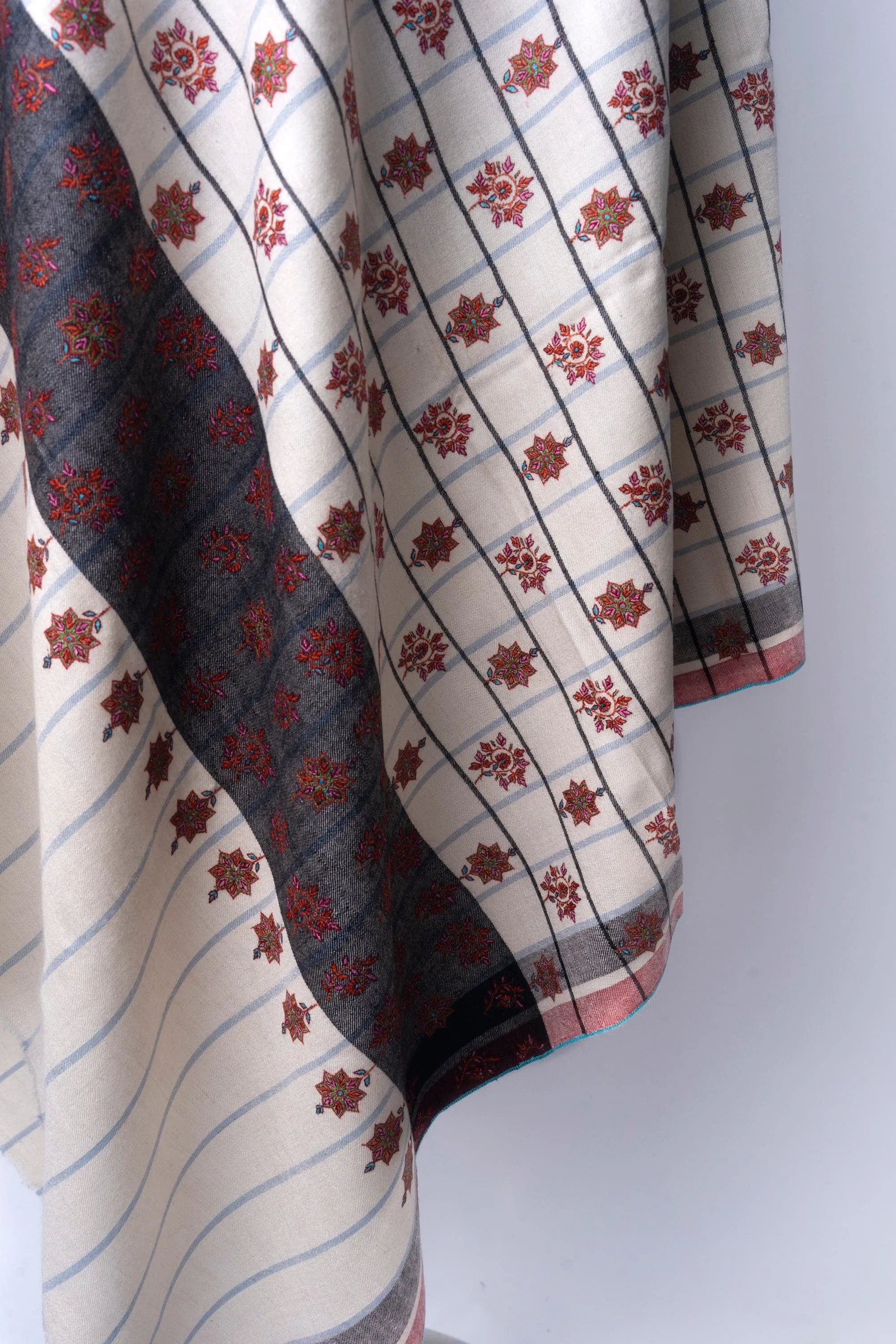 Geometric Elegance Hand Embroidered Pashmina Shawl